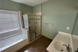 2393 Hampton Park Dr, Buford, GA 30519 - Photo 6