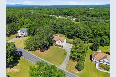 137 Orchard Way SE, Calhoun, GA 30701 - Photo 4
