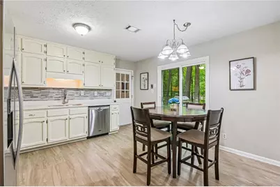 160 Deanna Court, Lawrenceville, GA 30046 - Photo 10