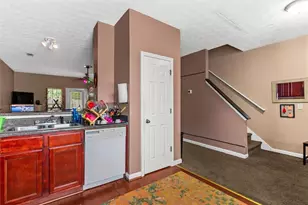 4364 Stone Gate Way, East Point, GA 30344 - Photo 6