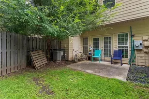 4364 Stone Gate Way, East Point, GA 30344 - Photo 20