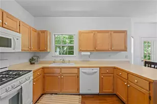 4860 Meadow Overlook Dr, Cumming, GA 30040 - Photo 12