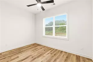 129 Hilltop Dr SW, Atlanta, GA 30315 - Photo 16