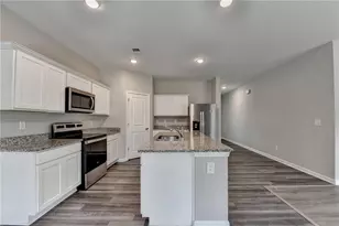 74 Mccall Wy, Monroe, GA 30655 - Photo 10
