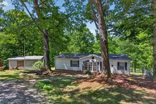 281 Dogwood Cir, Ellijay, GA 30540 - Photo 2