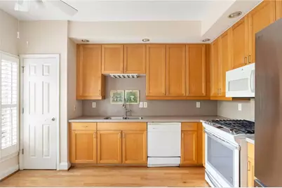 50 Biscayne Drive #1105, Atlanta, GA 30309 - Photo 8