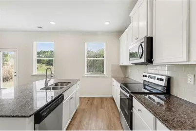 4038 Riverchess Drive SW, Atlanta, GA 30331 - Photo 16