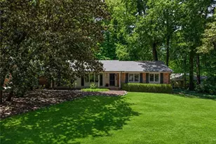 2564 Lake Flair Cir NE, Atlanta, GA 30345 - Photo 12