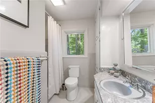 2564 Lake Flair Cir NE, Atlanta, GA 30345 - Photo 20