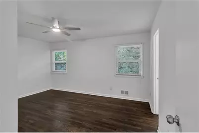 3767 Greentree Drive, Decatur, GA 30032 - Photo 10