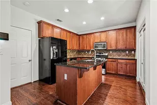 1420 Village Creek Circle SE, Atlanta, GA 30316 - Photo 8