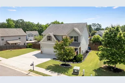 533 Evergreen Way, Jefferson, GA 30549 - Photo 2