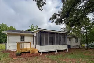 427 Birch Ln SE, Conyers, GA 30094 - Photo 2