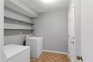 5657 Mountainbrooke Ct, Stone Mountain, GA 30087 - Photo 18