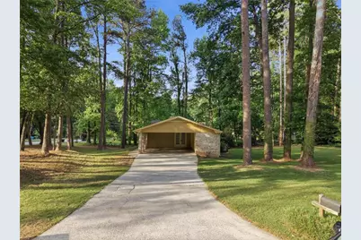 5657 Mountainbrooke Court, Stone Mountain, GA 30087 - Photo 2