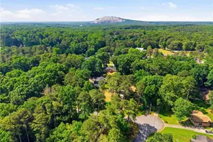5657 Mountainbrooke Ct, Stone Mountain, GA 30087 - Photo 34