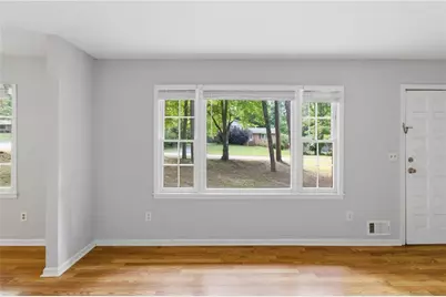5657 Mountainbrooke Court, Stone Mountain, GA 30087 - Photo 10