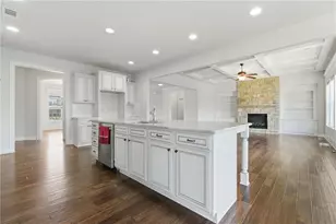 2410 Wildlife Ct, Buford, GA 30519 - Photo 30