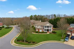 4207 Wyndam Hill Dr, Suwanee, GA 30024 - Photo 4