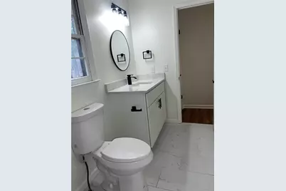 300 E Burns Court SE #D, Marietta, GA 30008 - Photo 4