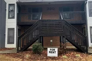 300 E Burns Ct SE, Marietta, GA 30008 - Photo 1