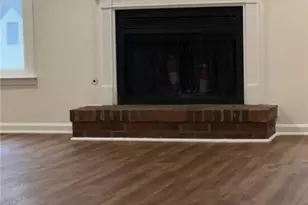 300 E Burns Ct SE, Marietta, GA 30008 - Photo 12