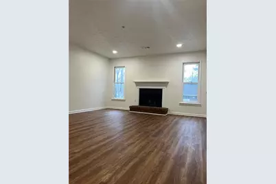 300 E Burns Court SE #D, Marietta, GA 30008 - Photo 10