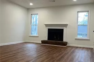 300 E Burns Ct SE, Marietta, GA 30008 - Photo 10