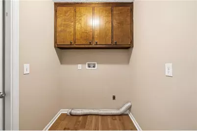 3773 Memorial Parkway NW, Kennesaw, GA 30152 - Photo 12