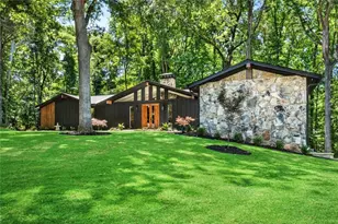 144 Gant Quarters Ln, Marietta, GA 30068 - Photo 2
