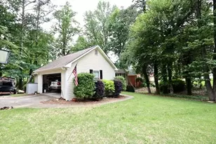 1149 Magnolia Dr, Villa Rica, GA 30180 - Photo 2