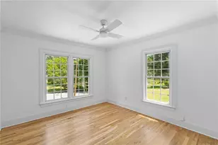 51 Willow Wood Cir SE, Atlanta, GA 30317 - Photo 16