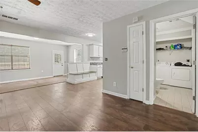 4394 Cross Lane, Decatur, GA 30035 - Photo 14