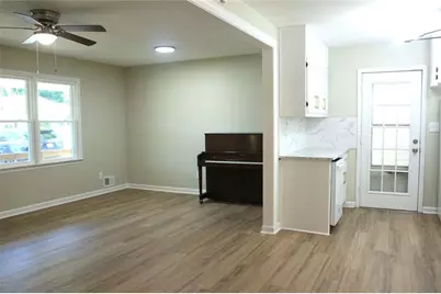 477 Parkwood Way, Jonesboro, GA 30236 - Photo 12