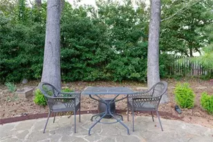 3811 Valley Green Dr, Marietta, GA 30068 - Photo 6
