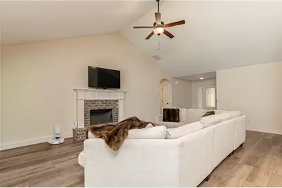 2028 Highway 211 NE, Statham, GA 30666 - Photo 14