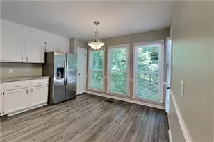 2111 Dawn Ct, Suwanee, GA 30024 - Photo 6
