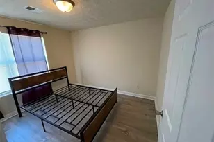 5301 Fairington Club Dr, Lithonia, GA 30038 - Photo 2