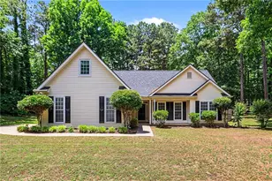 35 Wenham Ln, Sharpsburg, GA 30277 - Photo 2