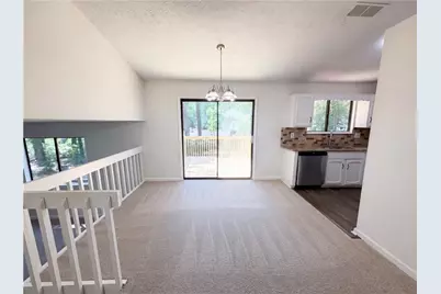 817 Greenhedge Way, Stone Mountain, GA 30088 - Photo 6