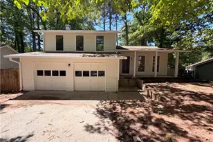 817 Greenhedge Way, Stone Mountain, GA 30088 - Photo 18