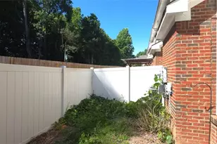 1122 Treymont Ln, Lawrenceville, GA 30045 - Photo 16