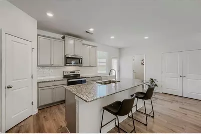 1051 Thomasville Estate Way, Atlanta, GA 30315 - Photo 8
