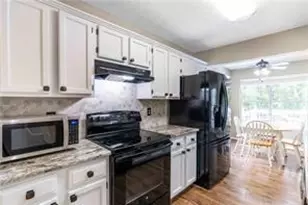 7825 Silversmith Ct, Cumming, GA 30028 - Photo 6