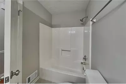 1987 Kelvin Drive, Lawrenceville, GA 30043 - Photo 12