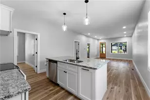 13 Akron St, Cartersville, GA 30120 - Photo 12