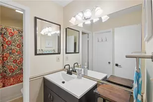8740 Roswell Rd, Sandy Springs, GA 30350 - Photo 30