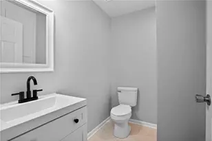 202 Park St, Griffin, GA 30223 - Photo 18
