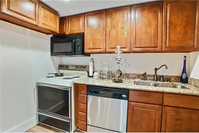 2900 Lookout Place NE, Atlanta, GA 30305 - Photo 14
