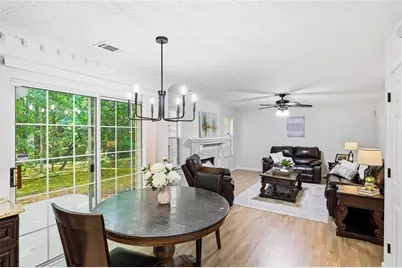 1075 Hidden Pond Lane, Roswell, GA 30075 - Photo 10